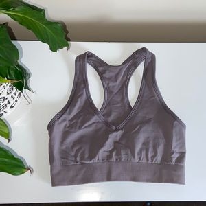 Lululemon sports bra